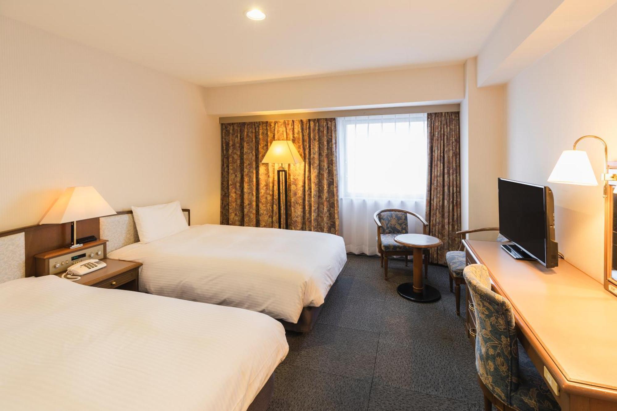 Hotel Sunroute Niigata Esterno foto